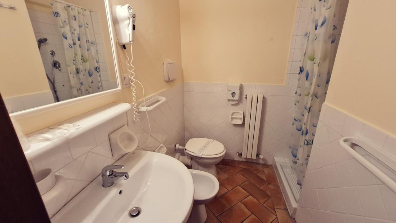 Borgo De' Varano By Hotel I Duchi Camerino Exteriör bild